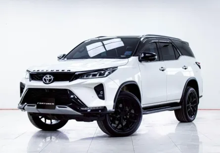 5C099 TOYOTA FORTUNER 2.4 LEGENDER BLACK TOP 2021