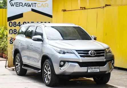 Toyota FORTUNER 2.8 V 4WD SUV ปี 2016 เครื่องดีเซล เกียร์ Auto รถสวย สภาพดี