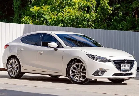 2015 Mazda 3 2.0 (4Door) รถเก๋ง 4 ประตู ฟรีดาวน์