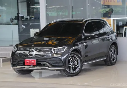 Mercedes-Benz GLC-Class 2.0 GLC220d AMG ปี2021 รถบ้านมือเดียว ใช้น้อยมากเข้าศูนย์ตลอด เดิมสวยทั้งคัน
