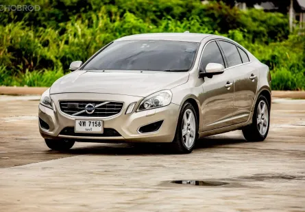 2014 Volvo S60 1.6 DRIVE รถเก๋ง 4 ประตู 