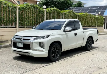 MITSUBISHI TRITON ALL NEW MEGA CAB 2.5 GLX ปี 2020 เกียร์Manual แต่งสวยสภาพนางฟ้า