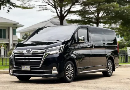 Toyota Majesty 2.8 Grande ปี 2020 รถตู้หรู เข้าศูนย์ตลอด ไมล์แท้ มือเดียวป้ายแดง 