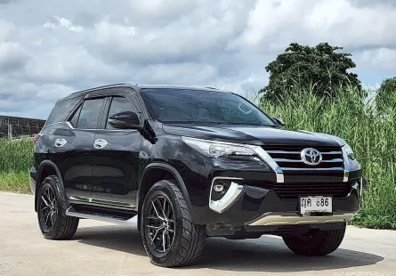 Toyota Fortuner 2.4V 2018 รถ SUV มือสองสภาพดี