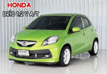 ผ่อนเบาๆ 4,xxx บาท Honda Brio 1.2 รถเก๋ง 5 ประตู 