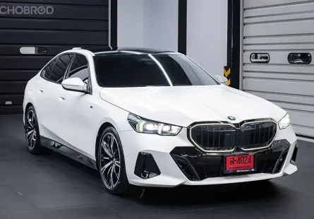 2025 BMW 5 Series 2.0 520d รถเก๋ง 4 ประตู ไมล์น้อย 7,700 km