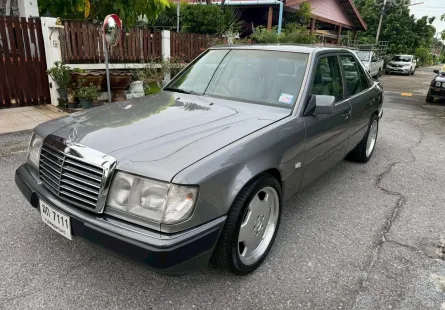 Mercedes-Benz E-Class 230E 1992 รถเก๋งสุดคลาสสิก