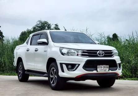 TOYOTA Hilux Revo D-Cab 2.4 TRD Sportivo  M/T ปี 2017