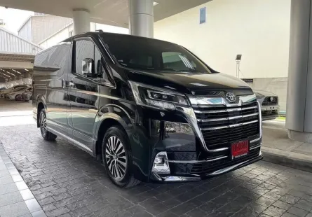 Toyota Majesty 2.8 Premium 2024 รถบ้านสวย ไร้ริ้วรอย ไมล์น้อย 