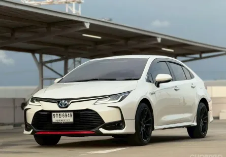 TOYOTA COROLLA ALTIS 1.8 HYBRID Mid ปี 2019 จด 2020 สีขาวมุกรุ่นรองท็อป