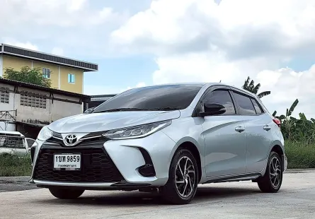Toyota Yaris 1.2 High รุ่นท๊อปสุด A/T ปี 2020
