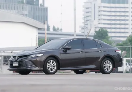 Toyota Camry 2.0 G 2018 พร้อมใช้งาน สภาพเยี่ยม ไมล์แท้ 1,000 km. 