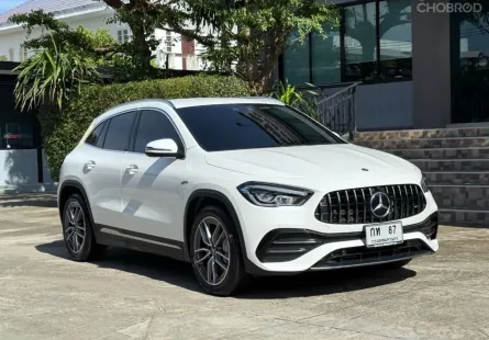 2022 BENZ GLA35 รถมือเดียวออกป้ายแดง สภาพป้ายแดง รถวิ่งน้อยเพียง 40,000 กม ไม่เคยมีอุบัติเหตุครับ
