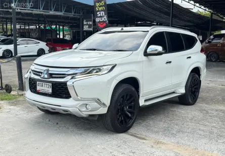 Mitsubishi Pajero Sport 2.4 4WD ปี 2015 ราคาพิเศษสุด!