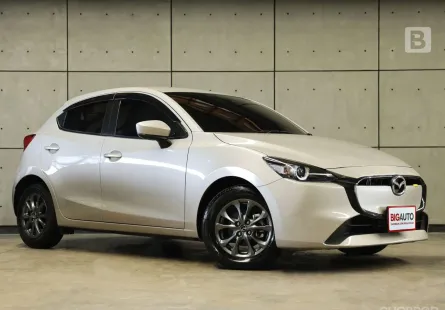 2025 Mazda 2 1.3 S Sports Hatchback AT ไมล์แท้ 1 หมื่น (วิ่งน้อย) Warranty 3 ปี 100,000 KM B6462