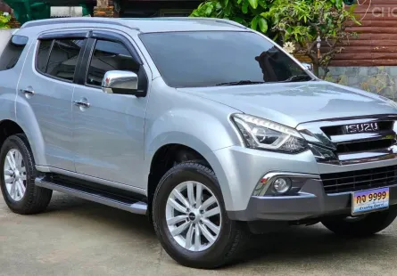 2019 Isuzu MU-X 3.0 AT 4WD  SUV รถมือเดียว รถสวยสภาพดี ไมล์น้อย รับประกันทุกคันครับ