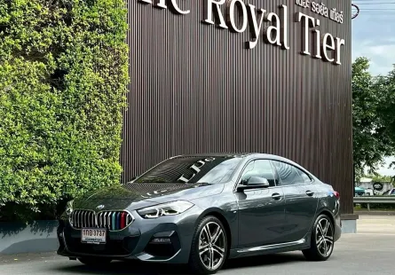 2022 BMW 2 Series 2.0 220i รถเก๋ง 4 ประตู รถบ้านแท้ ไมล์น้อย มือเดียวป้ายแดง  