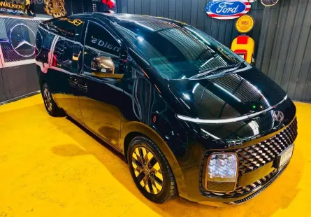 รถมือสอง Hyundai STARIA 2.2 Premium with Sunroof ปี 2023 คุณภาพเยี่ยม ไมล์น้อย มือเดียวป้ายแดง 