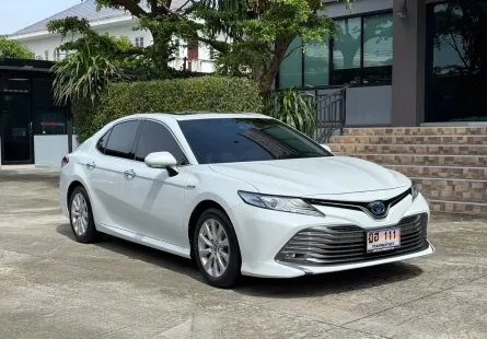 2021 CAMRY HV PREMIUM รุ่น TOP สุด รถมือเดียวป้ายแดง รถวิ่งน้อย เข้าศูนย์ตรงระยะ รถไม่มีอุบัติเหตุ