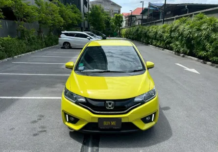 2014 Honda JAZZ 1.5 SV+ ตัวท็อป ไมล์น้อย วิทยุเชื่อม Apple/Android ไร้สายได้ เจ้าของขายเอง