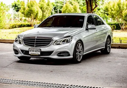 2015 Mercedes-Benz E-Class 2.0 E300e รถเก๋ง 4 ประตู 