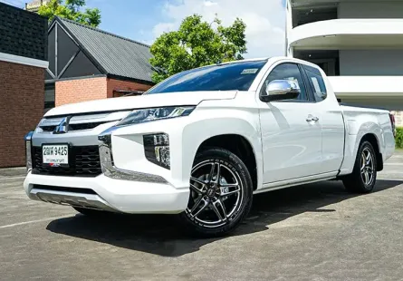 2020 MISUBISHI TRITON 2.5 GLX MEGA CAB