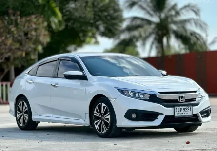 Honda Civic FC 1.5 Turbo สีขาว ปี 2019
