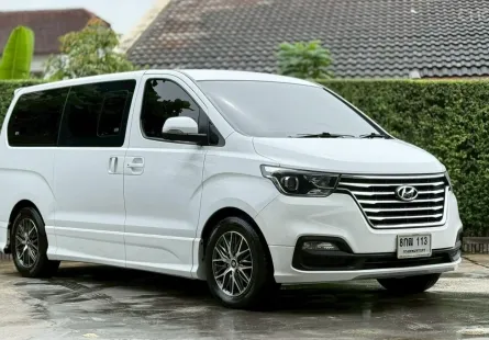 Hyundai Grand Starex 2.5 VIP ปี 2019