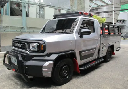 2023 Toyota HILUX CHAMP 2.7 (เบนซิน) SWB ช่วงสั้น รถกระบะ ชุดแต่งรอบคัน  รถสวยสภาพใหม่ ฟรีดาวน์