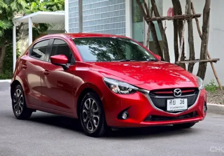 Mazda 2 1.5 XD Sport (5Door) ปี 2016 รถสวยไมล์น้อย 37,000 km . มือเดียวป้ายแดง  