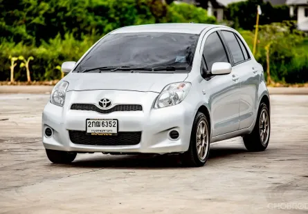2013 Toyota YARIS 1.5 J รถเก๋ง 4 ประตู 