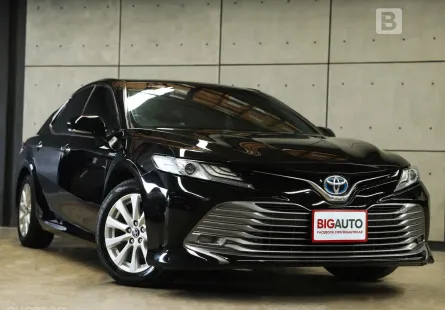 2021 Toyota CAMRY 2.5 Hybrid Sedan AT ไมล์แท้ มือเเรกจากป้ายเเดง Warranty 5 ปี 150,000 KM B1036
