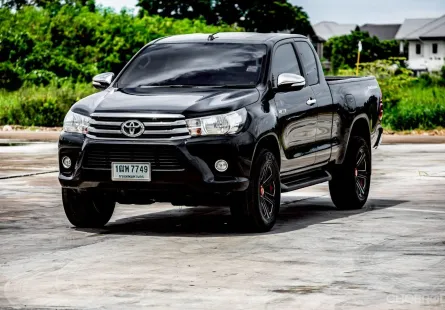 2015 Toyota Hilux Revo 2.4 รถกระบะ 