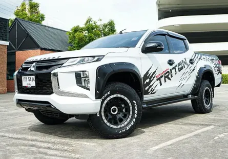 2022 MITSUBISHI TRITON 2.4 GLS PLUS DOUBLE CAB