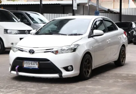 2016 Toyota VIOS 1.5 J รถเก๋ง 4 ประตู 