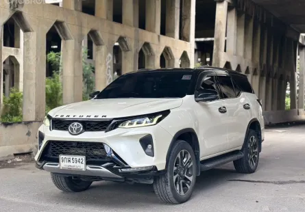 Toyota Fortuner 2.4 LEGENDER 2WD AT ปี 2021
