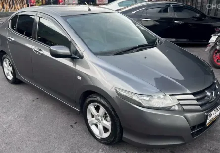 2011 Honda CITY 1.5 i-VTEC รถเก๋ง 4 ประตู ฟรีดาวน์ 