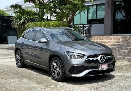 2024 BENZ GLA 200 AMG รถมือเดียวออกป้ายแดง เลขไมล์ 16,000 กม สภาพป้ายแดง รถไม่เคยมีอุบัติเหตุครับ