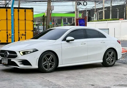 2019 Mercedes-Benz A-Class 1.3 A200 รถเก๋ง 4 ประตู รถมือเดียว