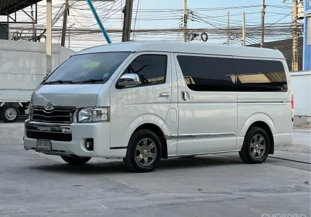 2016 Toyota Ventury 3.0 รถตู้/MPV ผ่อนเบา