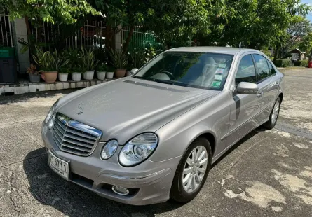 Mercedes-Benz E-Class 1.8 E200 NGT 2009 รถมือสองสภาพดี
