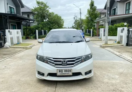 2012 Honda CITY 1.5 i-VTEC รถเก๋ง 4 ประตู รถบ้านขายเอง