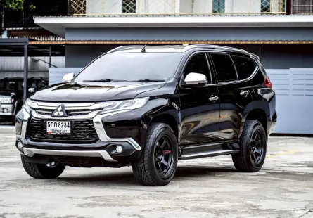 2016 Mitsubishi Pajero Sport 2.4 4WD SUV รถบ้านมือเดียว