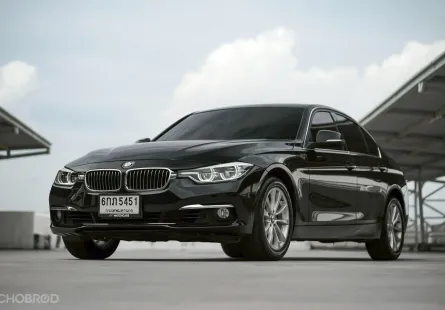 New !! BMW 320i Sedan LCI F30 ปี 2016 สภาพสวย นุ่ม แรงสะใจ ตามสไตล์รถเบนซิน 