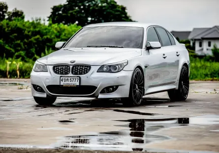 2004 BMW 5 Series 2.5 523i รถเก๋ง 4 ประตู 