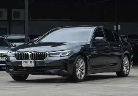 2024 BMW 5 Series 2.0 530e ไมล์หลักหมื่น ออกรถ999 ไฟแนนช์อนุมัติง่ายอนุมัติไว ดูแลฉุกเฉิน24ชม
