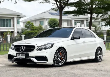Mercedes-Benz E-Class E200 2015 พร้อมชุดแต่ง AMG สวยงาม