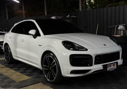 Porsche Cayenne 3.0 E-Hybrid Coupe ปี 2024 ไมล์น้อยเพียง 7,591 กม.