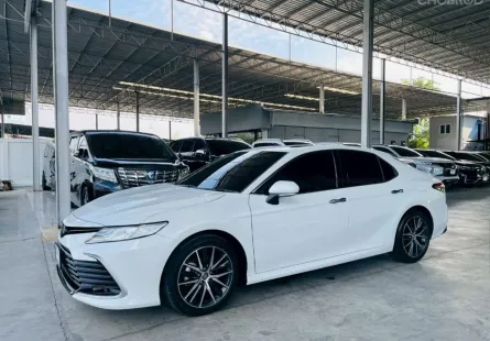 TOYOTA CAMRY 2.5 PREMIUM 2022 รถสวย มือแรกออกห้าง สภาพพร้อมใช้ ไมล์น้อย 3 หมื่น รับประกันตัวถังสวย