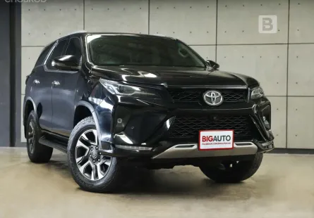 2022 Toyota FORTUNER 2.4 Leader V 4WD SUV AT ไมล์แท้ 5 หมื่น Warranty5 ปี 150,000KM B9164